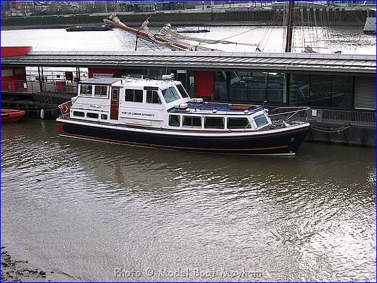 London049.JPG